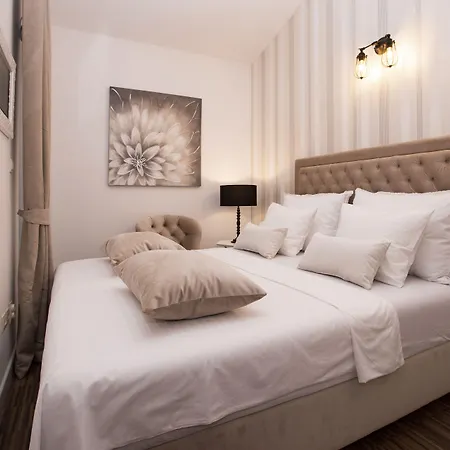 Lägenhet Toni Relax Split